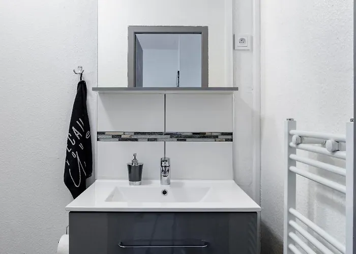 Myhome Basel 1a44 *